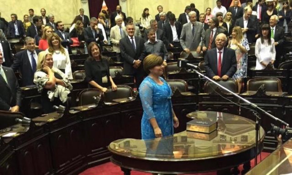 Clara Vega: “El Gobieno insiste en la instalación de Menem porque no quiere la renovación” 