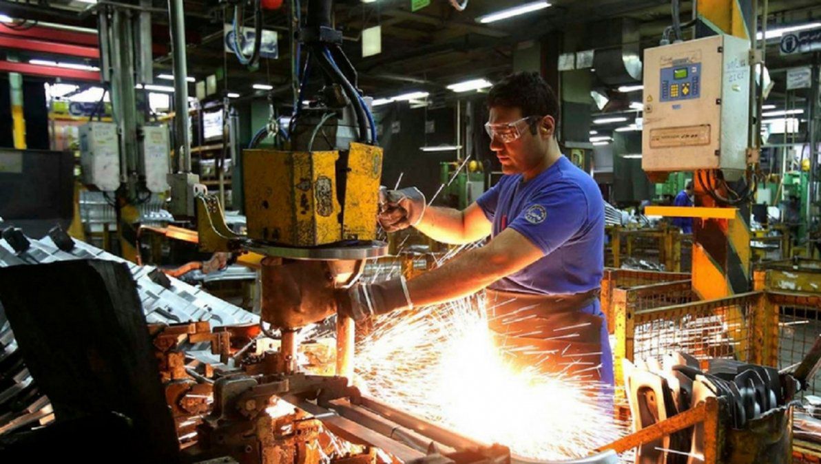 Aclaran qué deben hacer las empresas que pagaron los salarios de abril pero fueron beneficiadas con el ATP