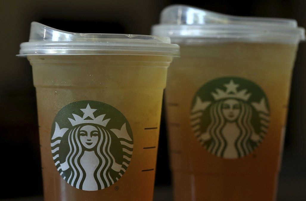 Burger King y Starbucks cerrarán 13 locales en la Argentina por el coronavirus