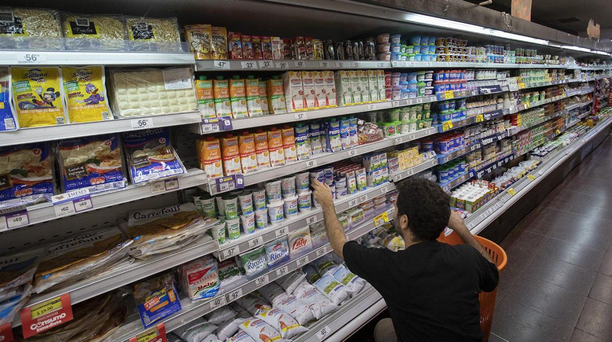 Una familia tipo destina 22,8% de sus ingresos a alimentos y bebidas