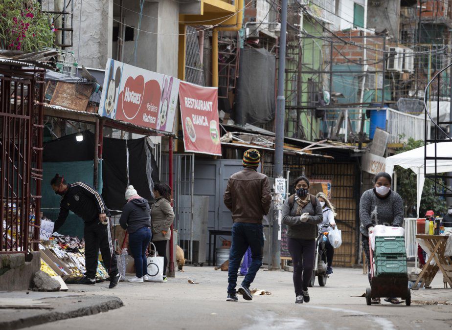 El 14% de los casos de coronavirus de la Ciudad son de barrios vulnerables