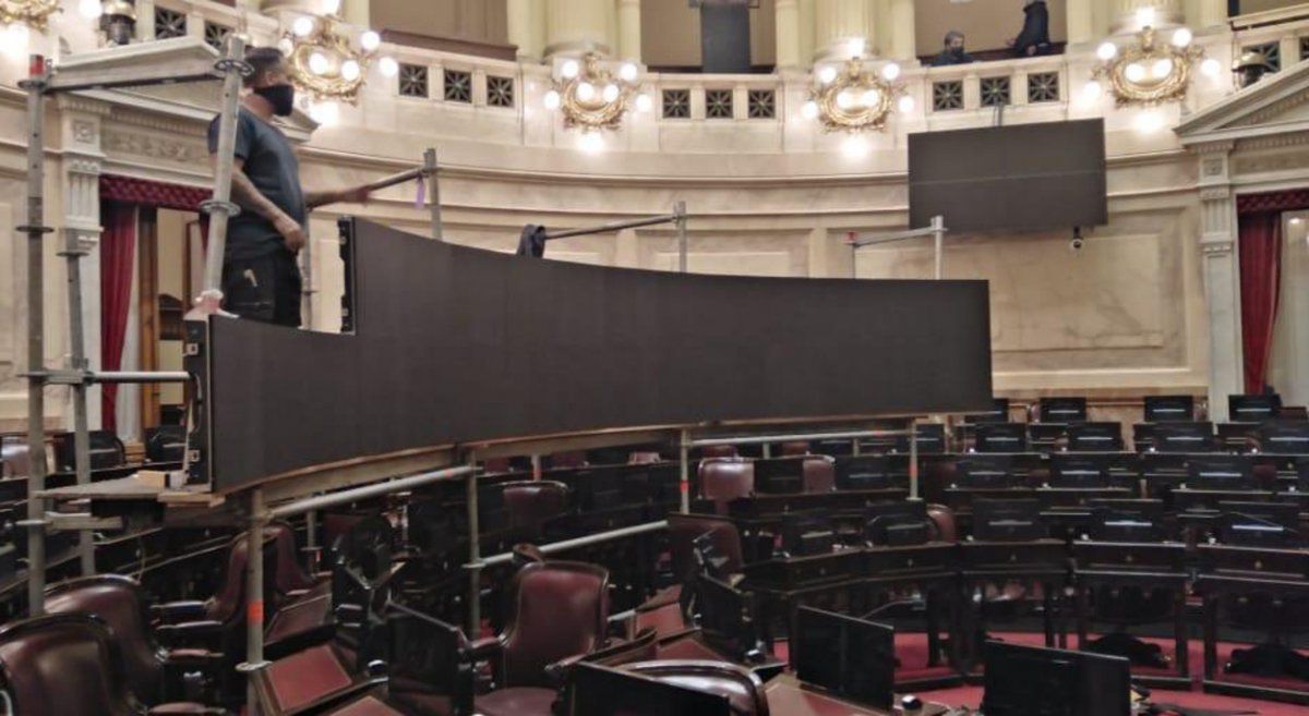 El Senado realizará este viernes otra prueba de sesión virtual