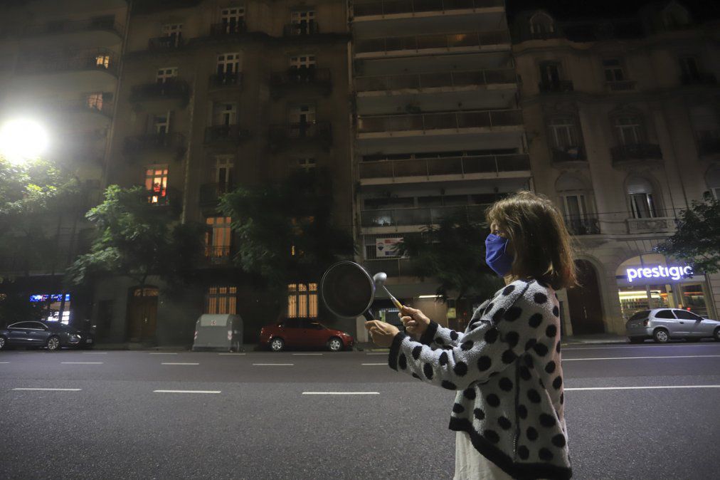 Cacerolazo contra el Gobierno en algunos barrios porteños