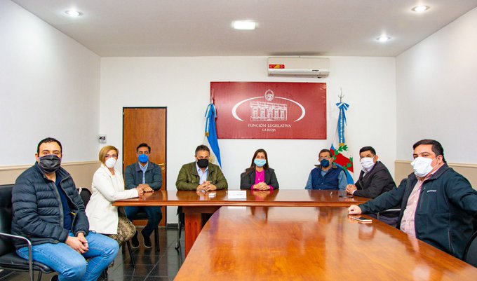 El Presidente le da trabajo a Puy Soria: Plan «Argentina Construye» por $29 mil millones
