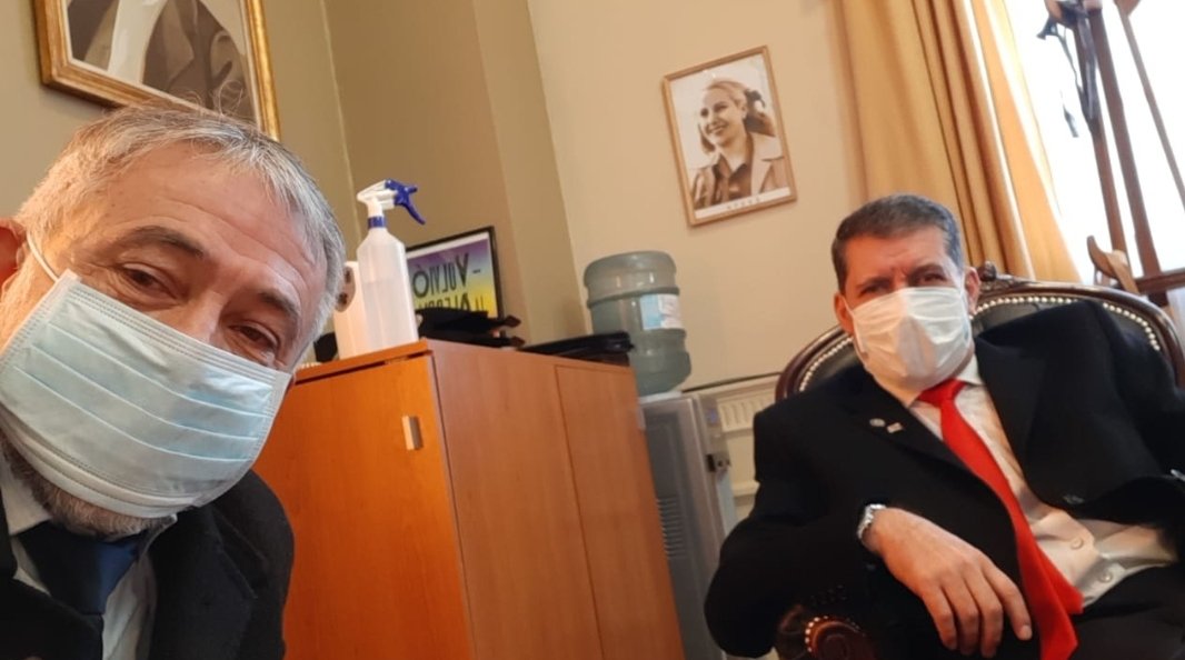 Casas custodia a Quintero en Hacienda mientras que el quintelismo piensa en un puro para ese cargo clave
