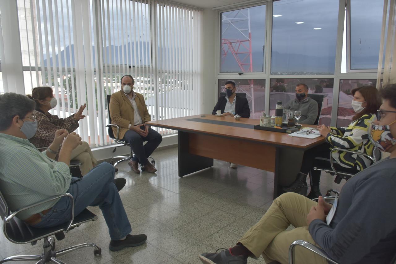Municipalidad elabora protocolos para apertura de actividades, aunque la flexibilización depende de la Provincia