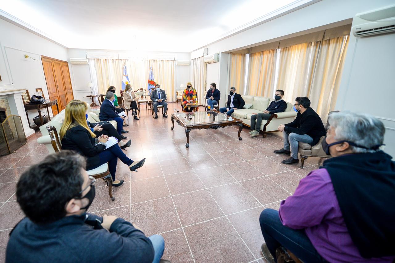 El quintelismo teme que La Cámpora le arrebate los cargos nacionales en La Rioja