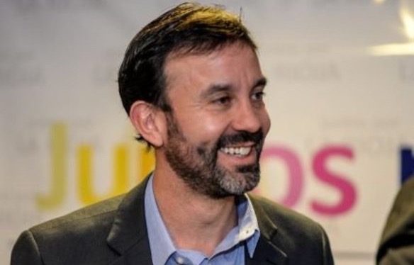 Ahora buscan que Felipe Álvarez regrese al peronismo riojano