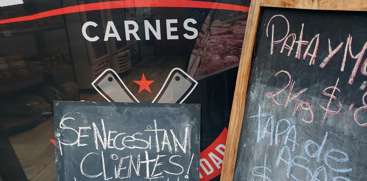La Canasta Básica Total aumentó 14,3 puntos más que los salarios en un año