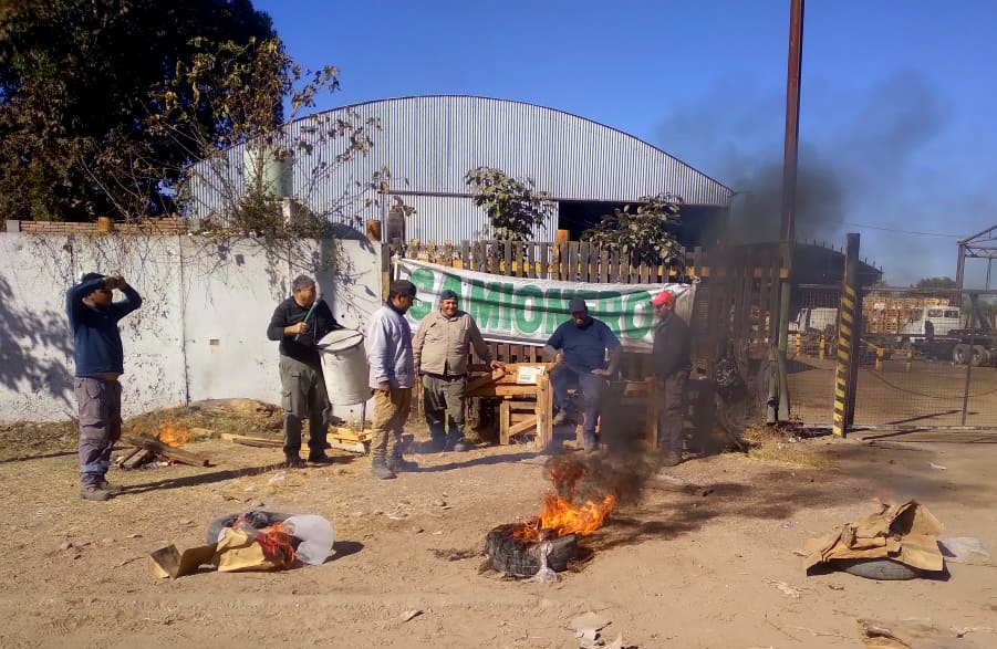 Paro Total en Rezagos Industriales: Trabajadores exigen pago de salarios atrasados