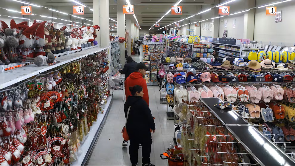 Alerta en Atacama: Malls chinos en el foco por informalidad, productos falsificados y evasión tributaria
