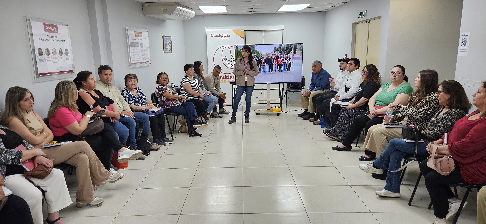 Diálogo Abierto en Atacama: Minera Candelaria presenta a vecinos los resultados de monitoreo de vibraciones por tronaduras