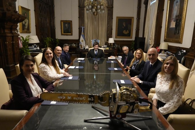 Respaldo al sector farmacéutico: laboratorios internacionales anunciaron ante Milei inversiones por USD 8.000 millones