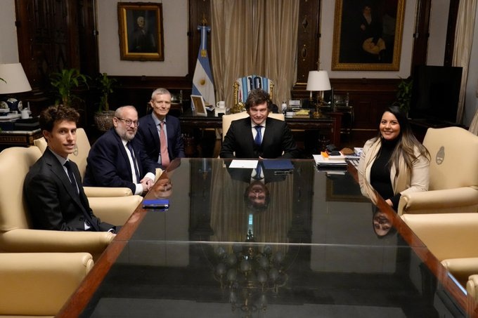 Diplomacia y lazos religiosos: Javier Milei recibió en la Casa Rosada a funcionarios del Departamento de Estado y al rabino Yehuda Kaploun